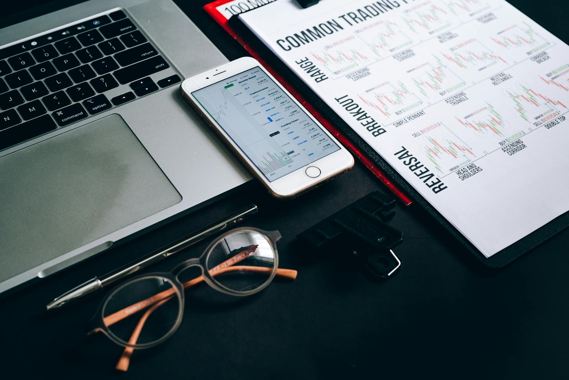 Common Pitfalls When Information Abundance Meets Rusty Knowledge