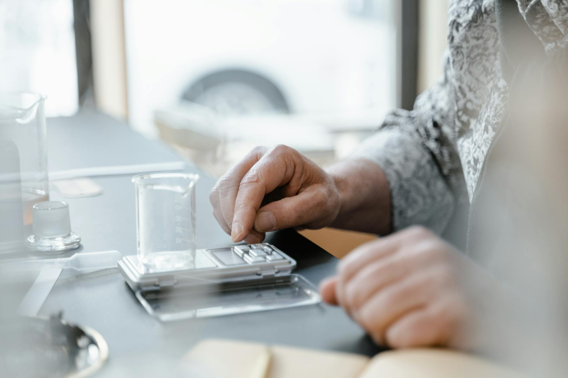 How Does Pack Weighing Work and Why Does It Affect Loose Packs?