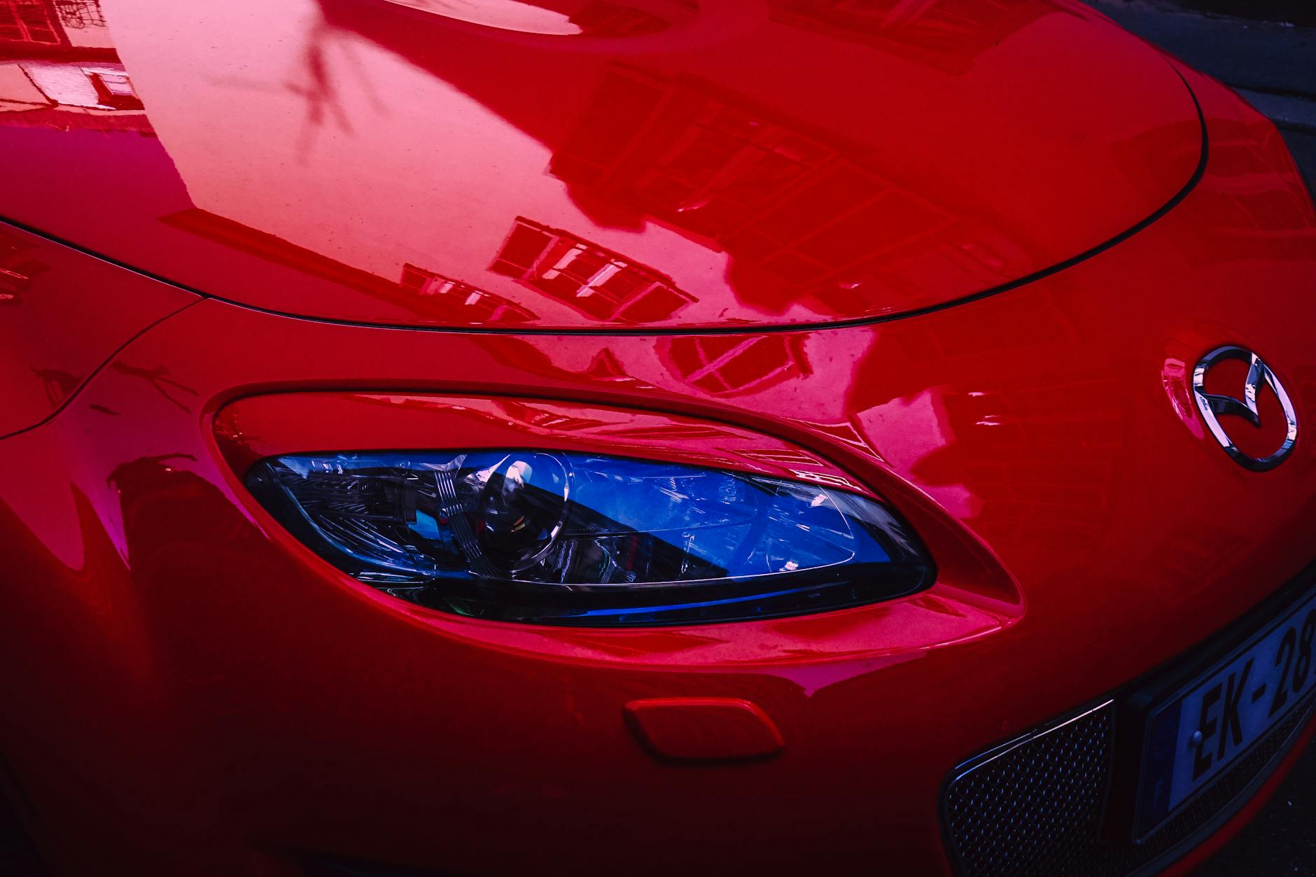 Why Does a PSA 1 Shadowless Charizard Base Set Still Have Value?