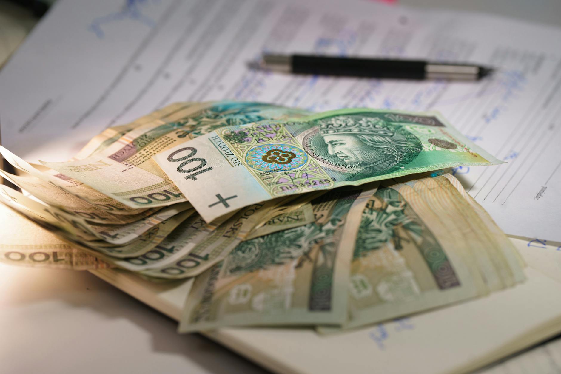 The WWE Contract and Entertainment Revenue