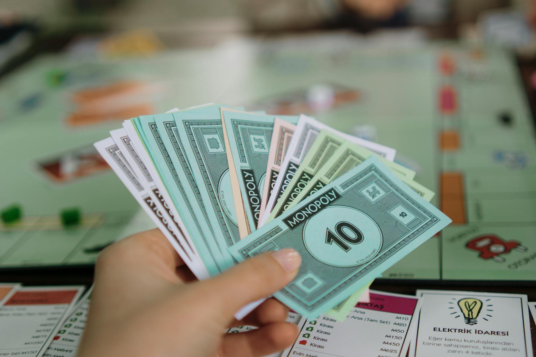 CHOOSING SETS WORTH YOUR MONEY—IDENTIFYING COLLECTOR VS. COMMODITY PRODUCT