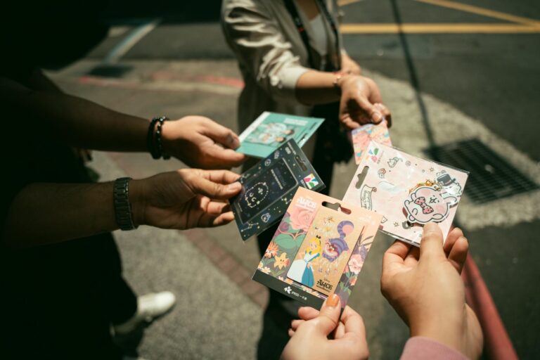 Collectors Are Sharing Pack Opening Videos Online - Featured image