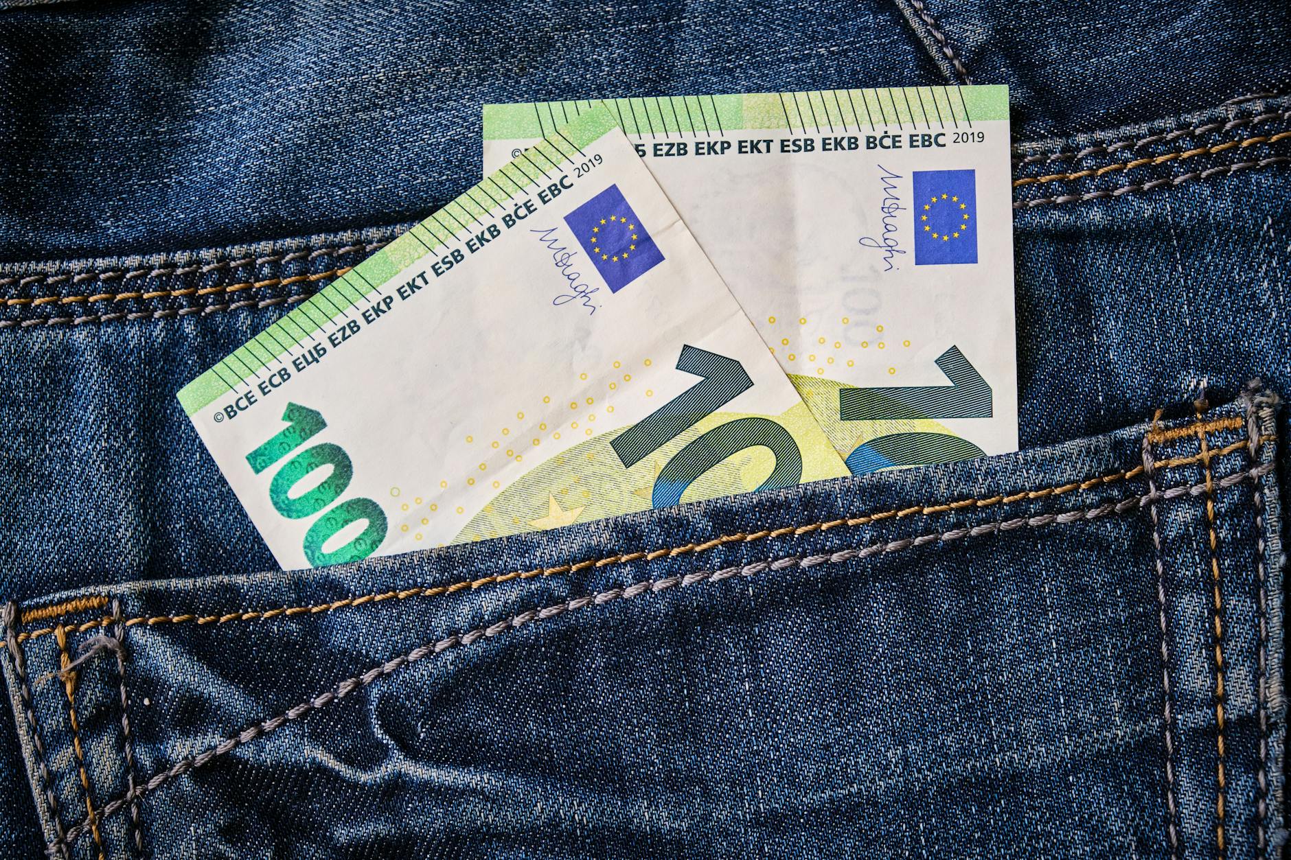 Deep-Pocketed Buyers Are the Missing Ingredient in Most Card Sales