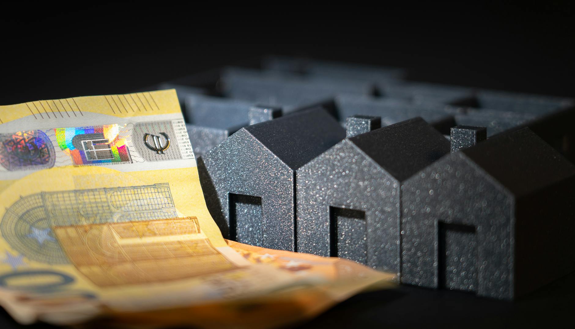 Grading and Condition—Where the Real Value Differences Appear