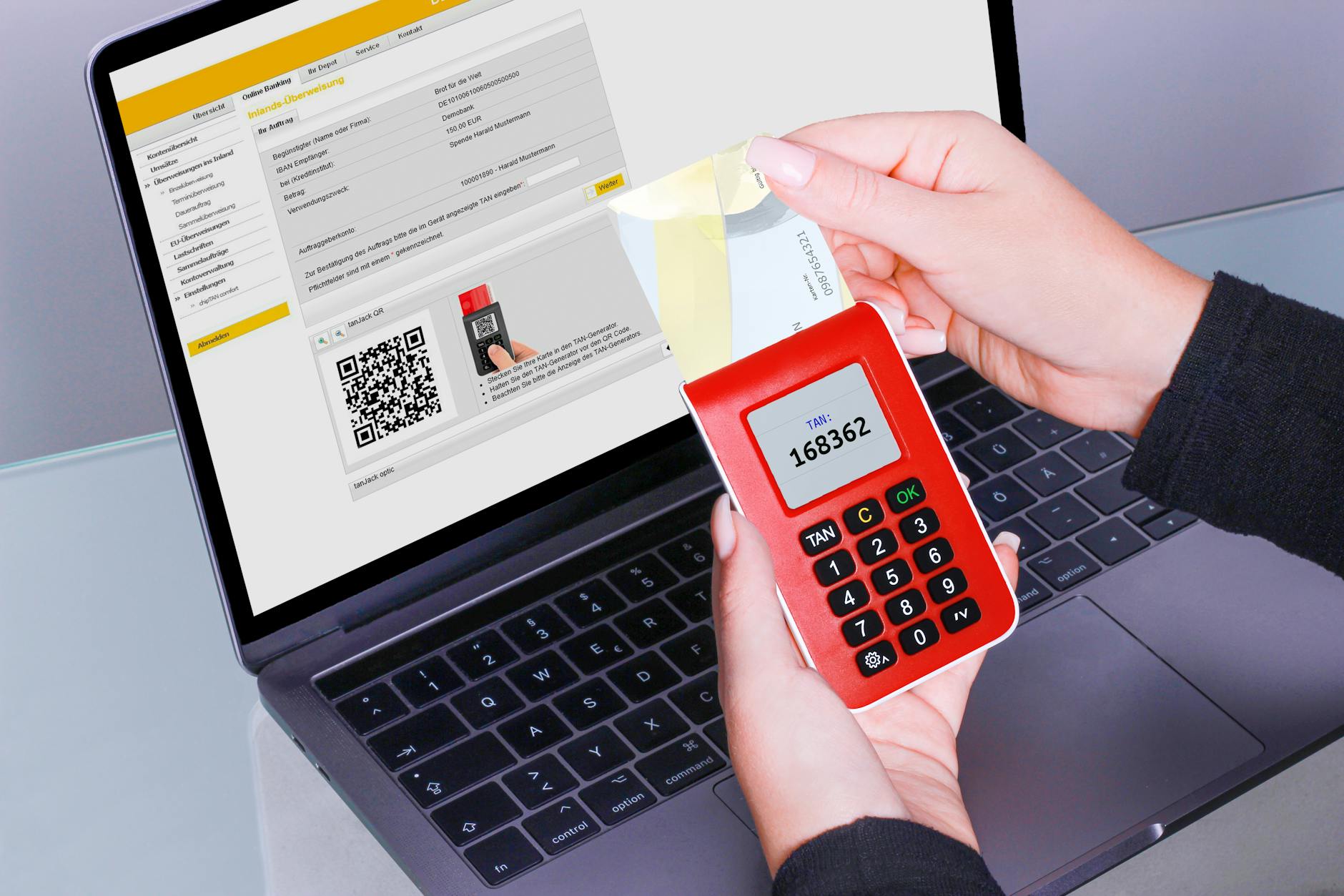 Grading Standards and Authentication Eliminate Diamond Certification Issues