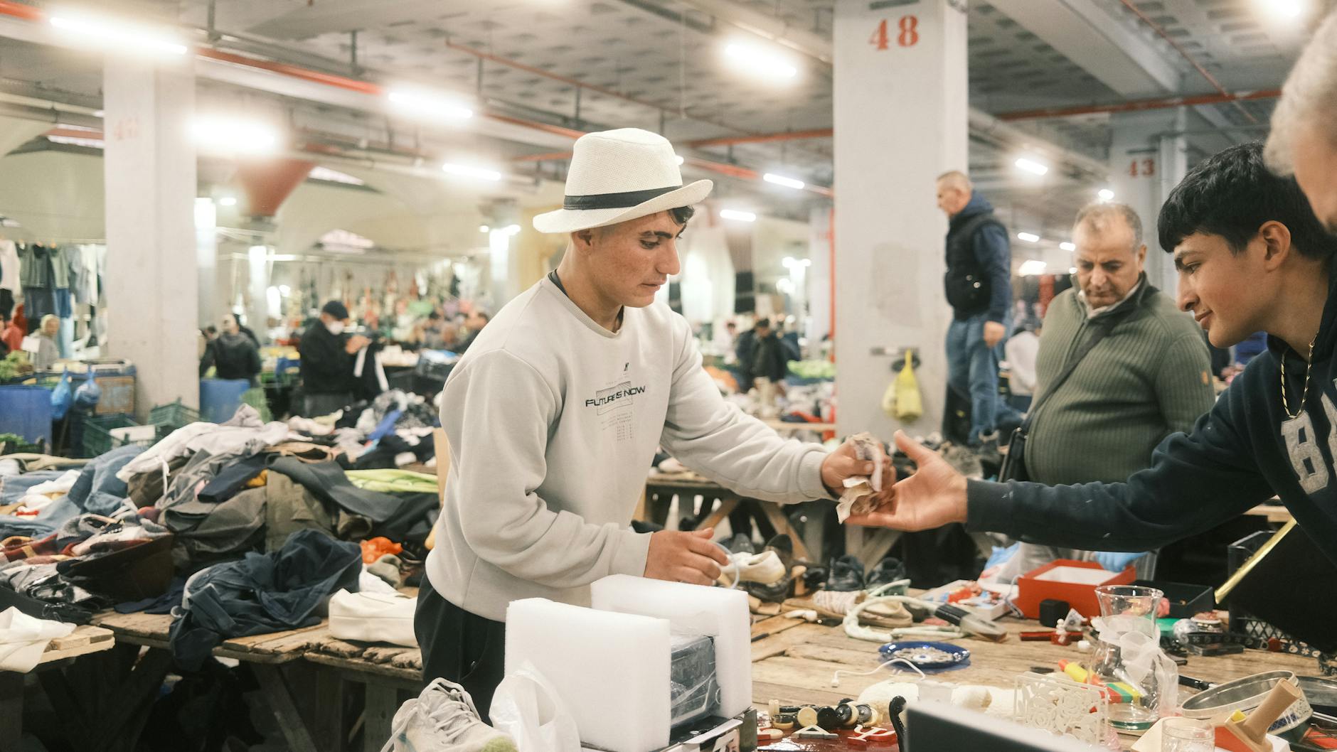 How Are Sellers Using Pricing Algorithms to Stay Ahead?