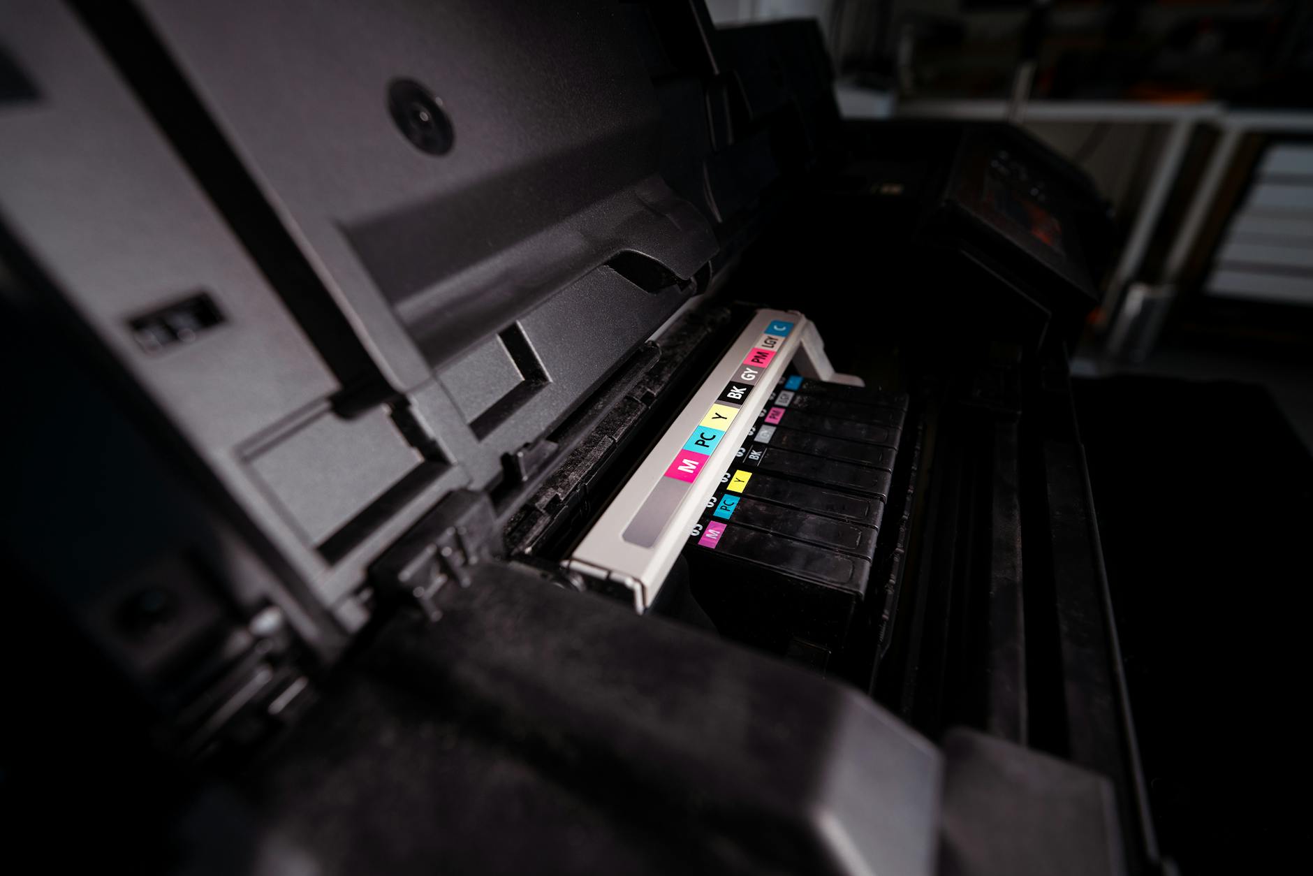 Print Quality and Manufacturing Standards: Why 4th Print Stands Above Unlimited