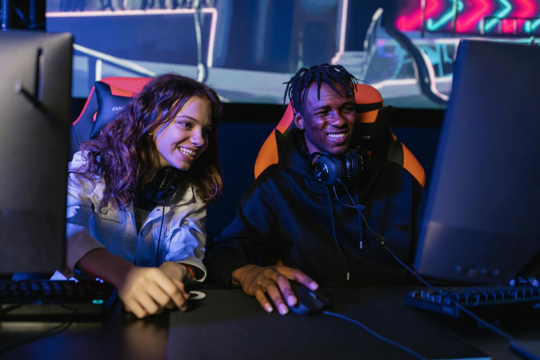 What Role Do Online Communities Play in Pack Opening Culture?