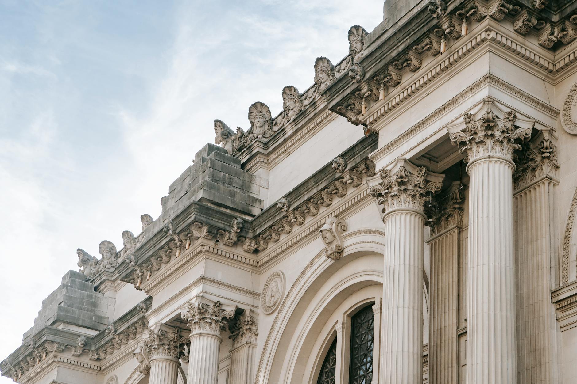 Why Are Legacy Authentication and Grading Systems Losing Relevance?