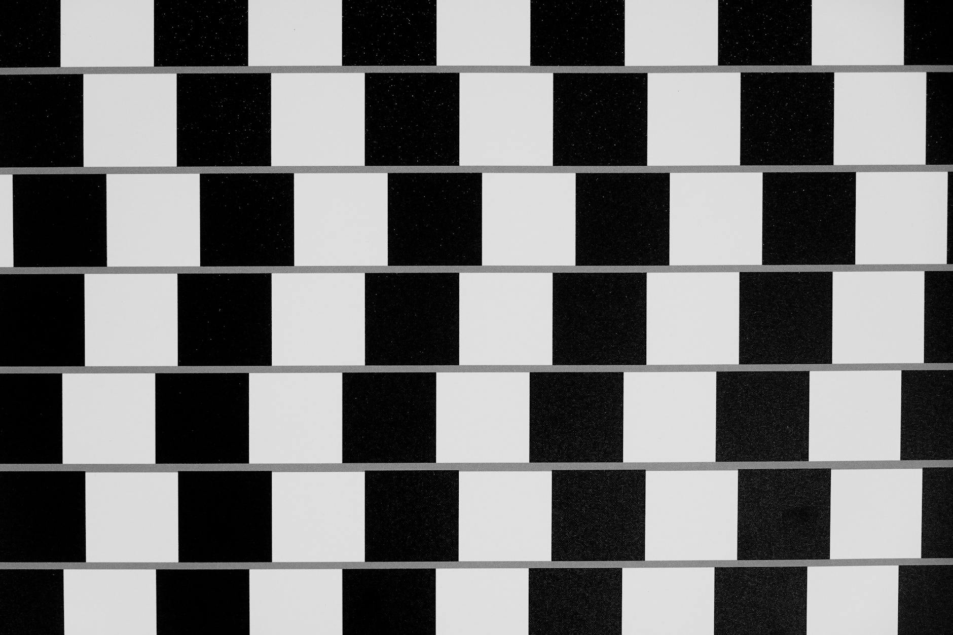 Centering: The Optical Illusion That Fools Everyone
