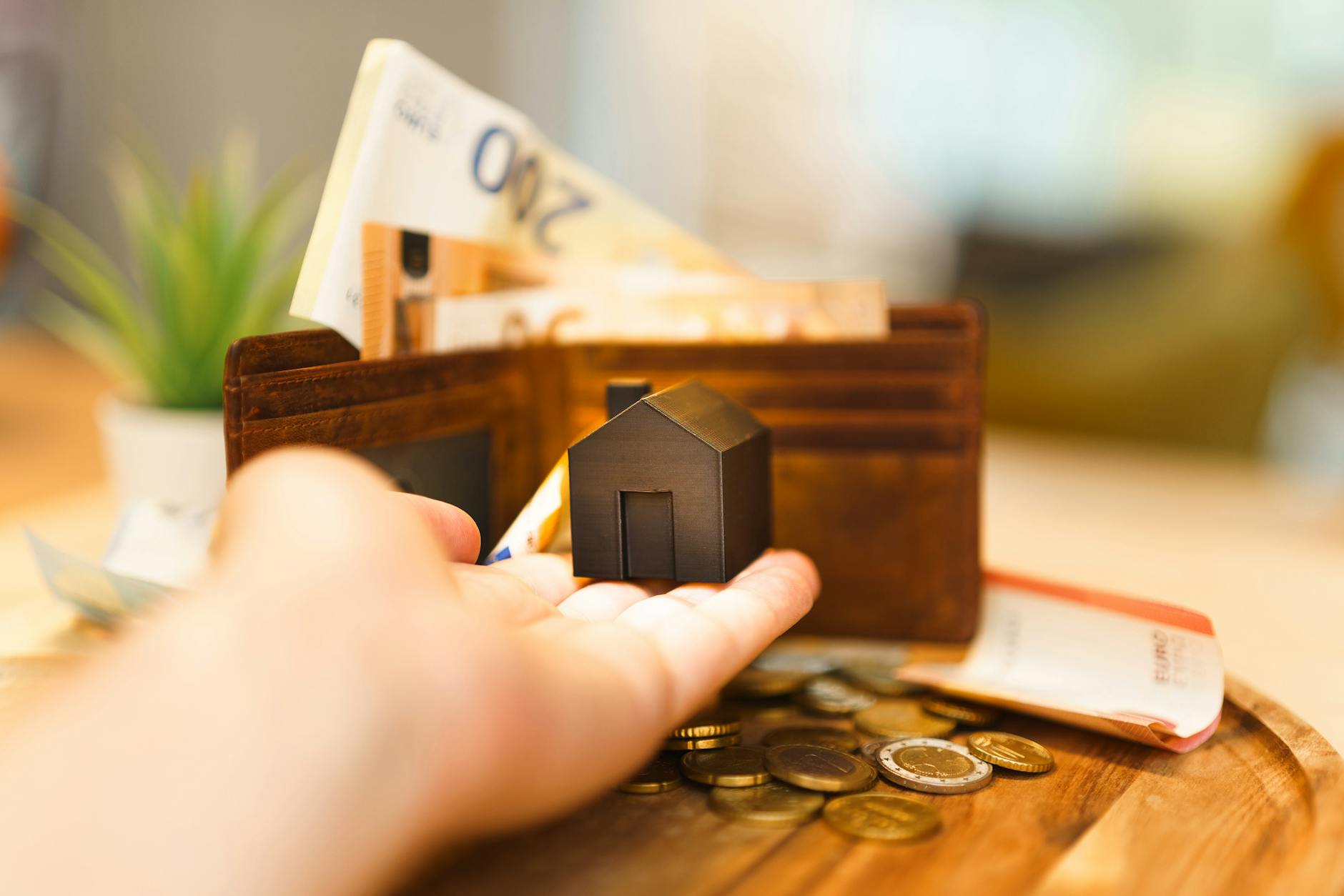 CGC's Cost Structure and Why It Matters for Your Decision