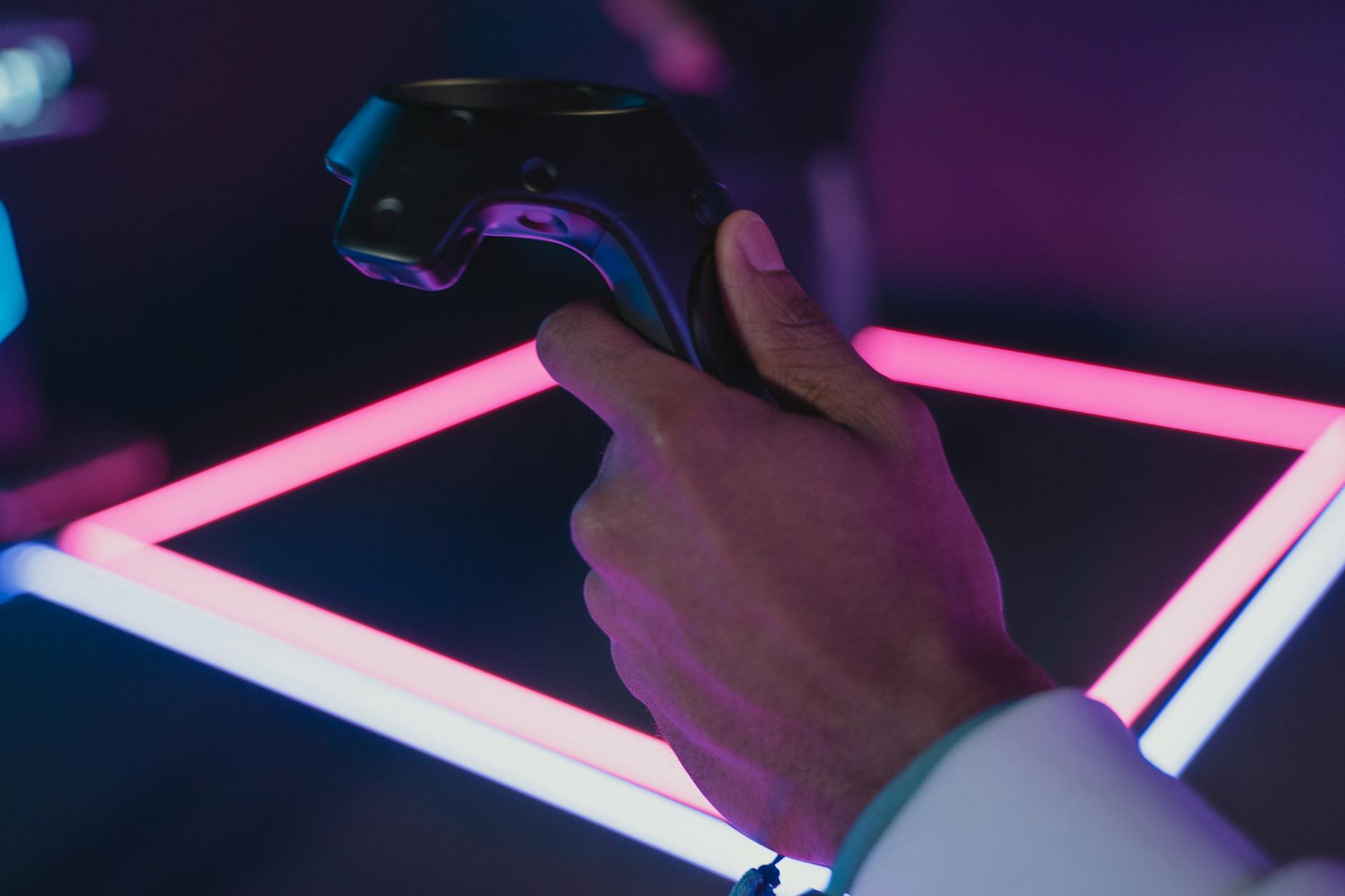 How Do Immersive Events Create Cross-Generational Appeal?