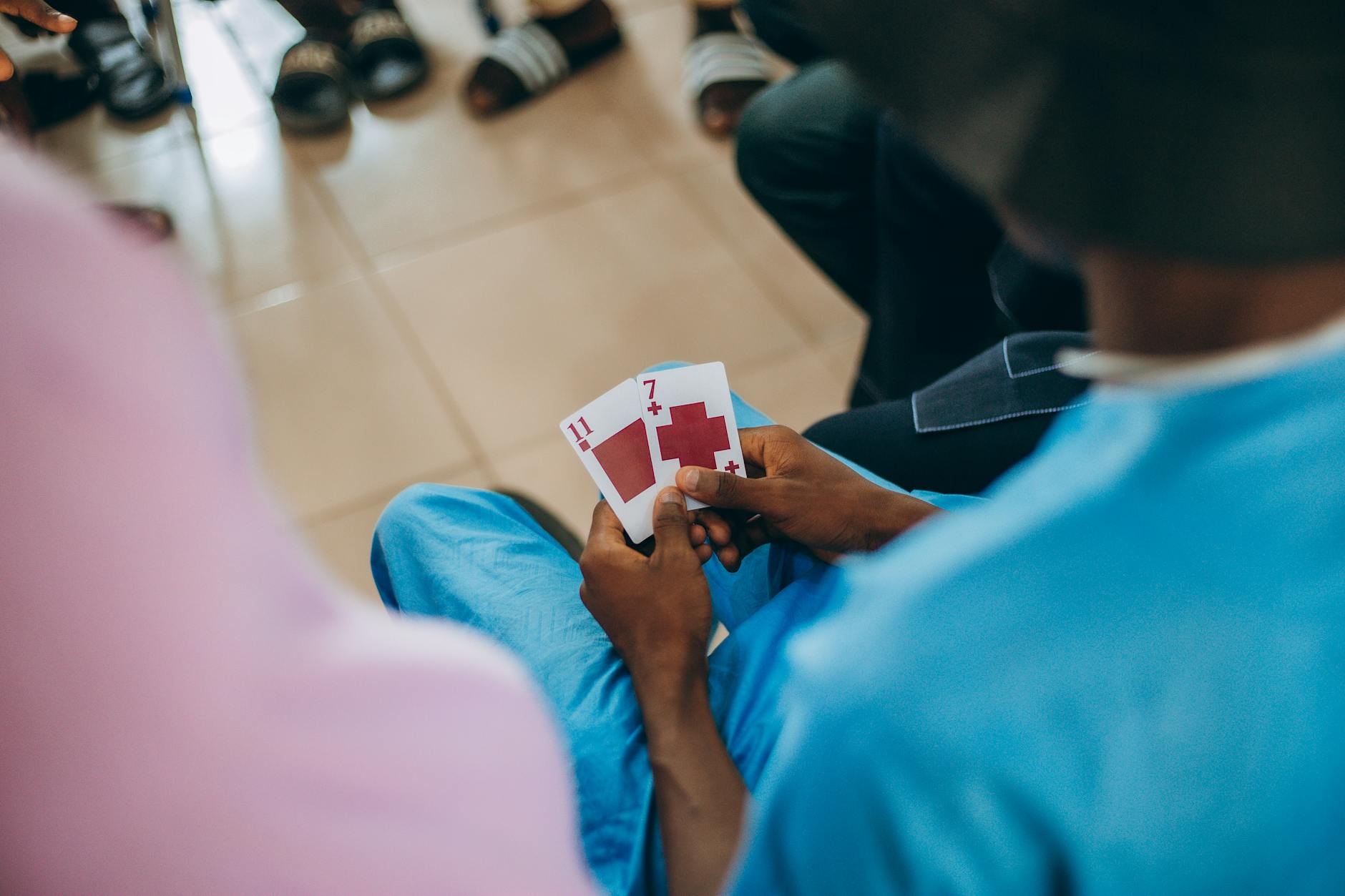 How Do Spanish Cards Fit Into the International Card Value Hierarchy?