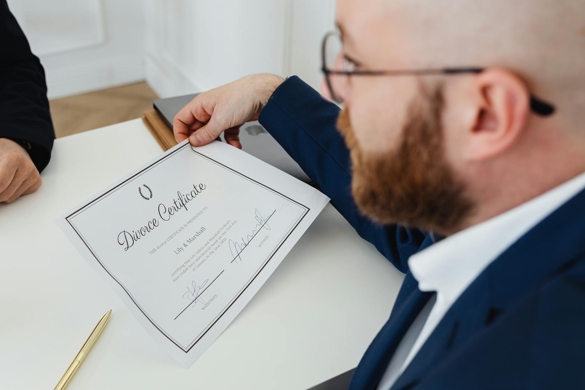 How Grading and Certification Affect Liquidity