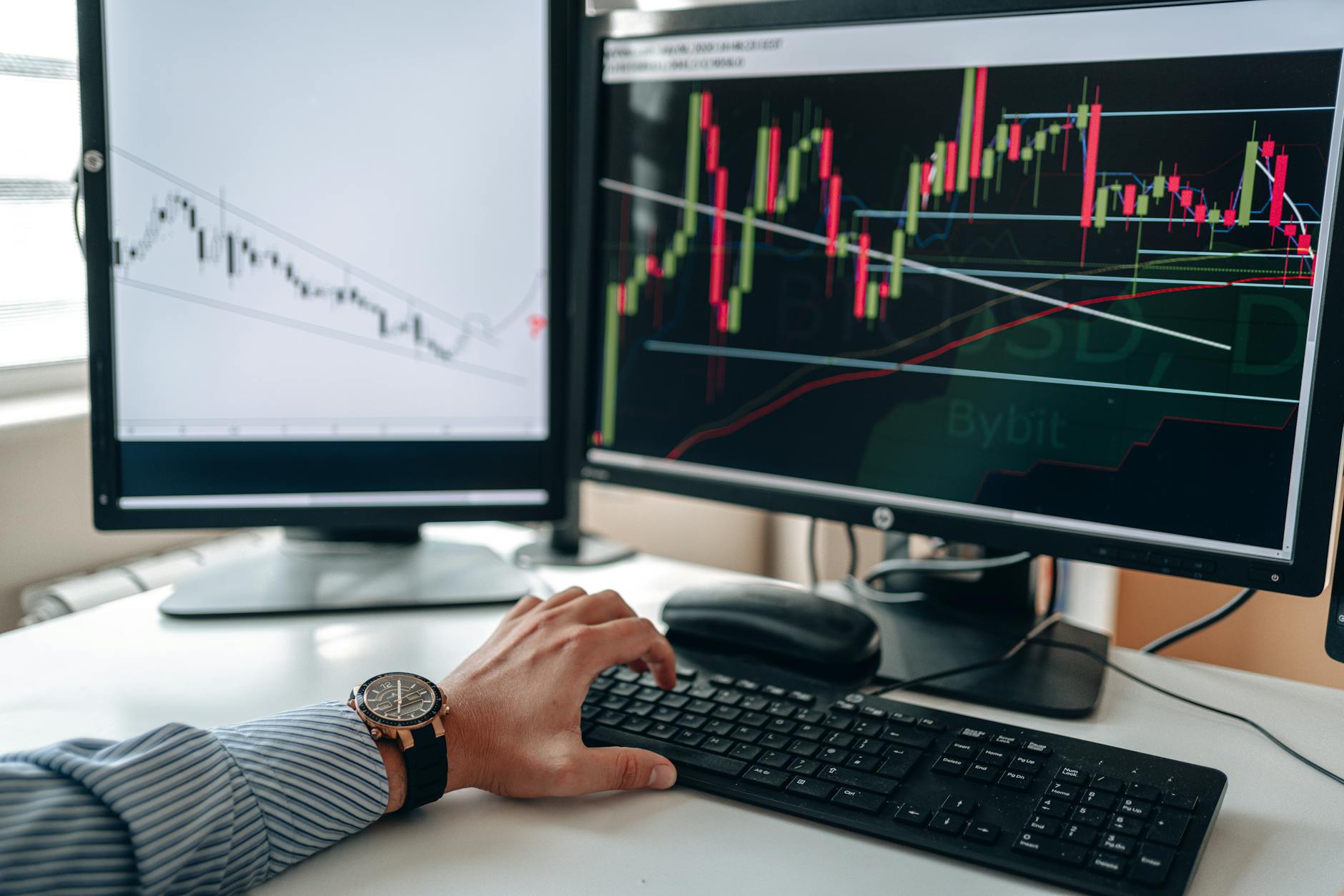 How Modern Market Saturation Accelerates Interest in Base Set Alternatives