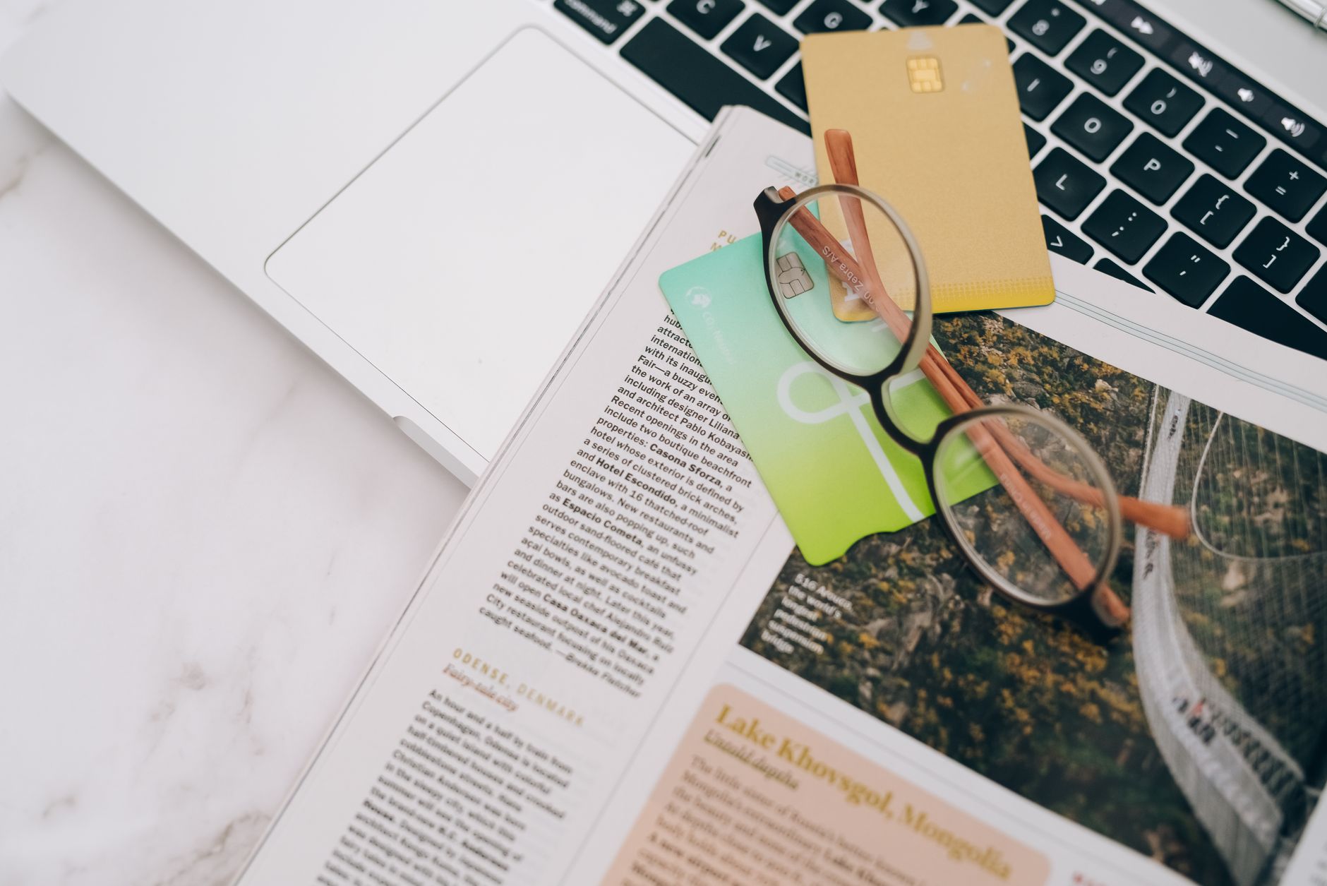 How Pop-Ups Leverage Card Releases and Seasonal Content