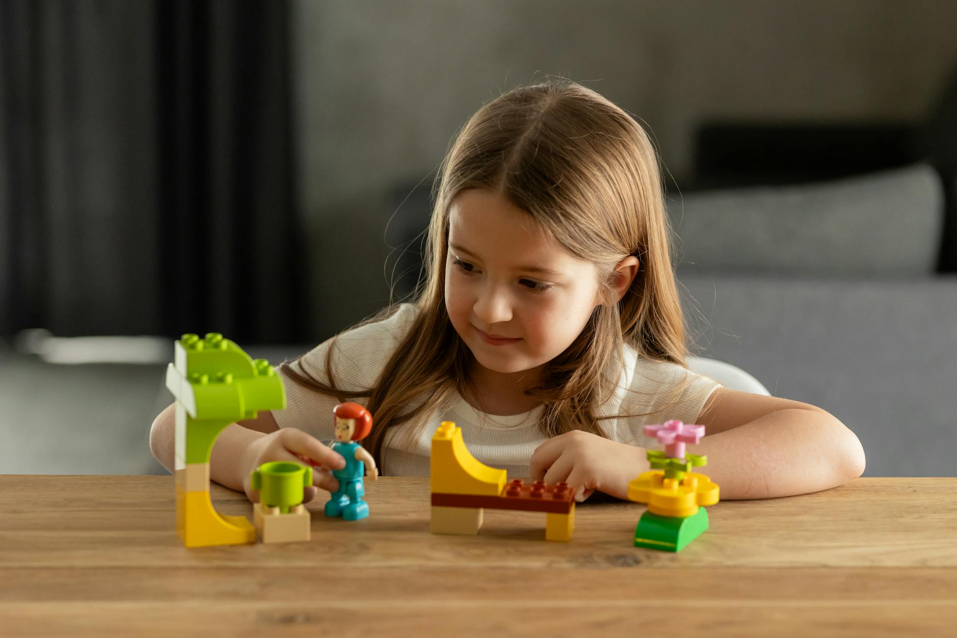 How Should LEGO Pokémon Manage Production Runs and Discontinuation Signals?