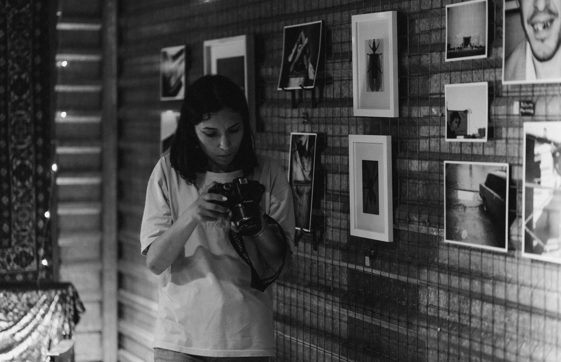 What Can a Photo Show That Text Never Will?