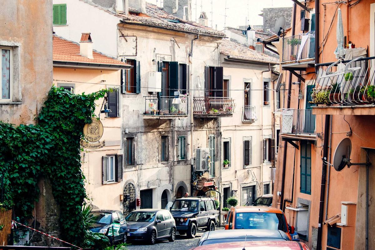 What Drives Strong Buyer Demand and Continuous Market Activity