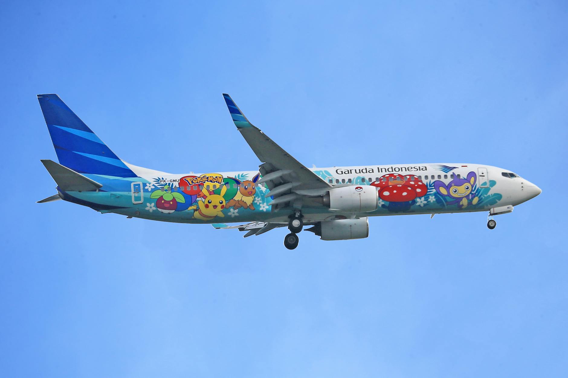 Why Japan's Pokémon Jet Red and Jet Green Designs Are Getting Attention - Featured image