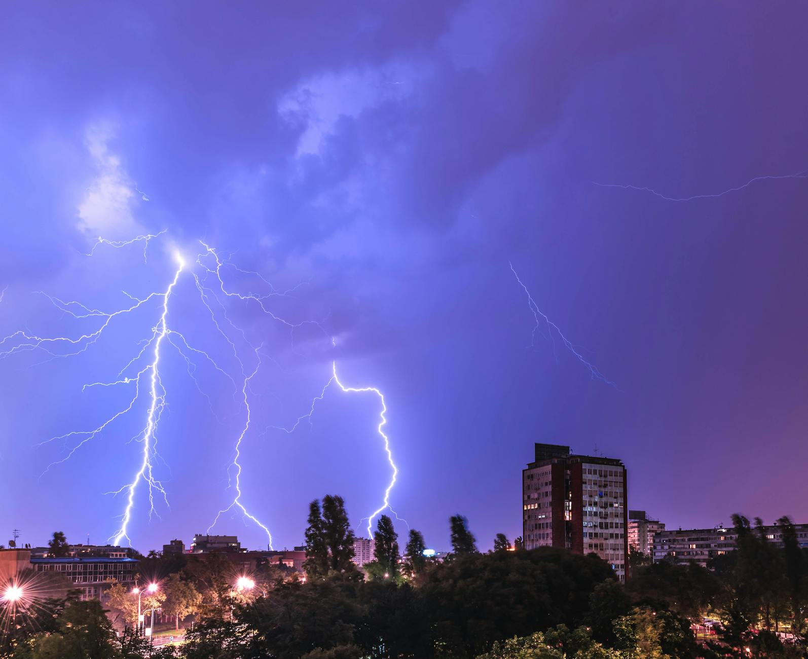Grading Decisions Change Everything About Lightning Energy Investment Value