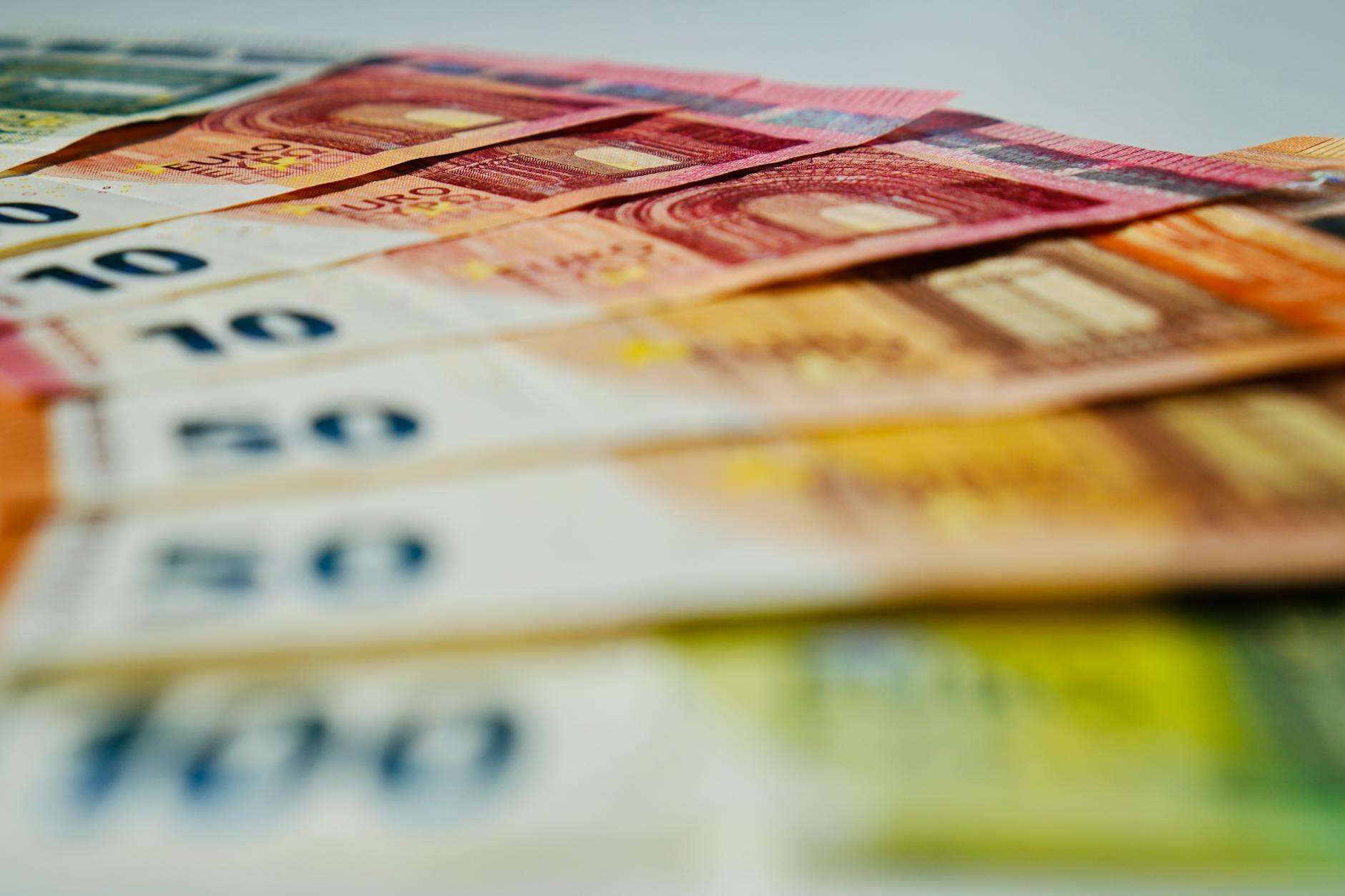 The Condition Spread and Grading Economics