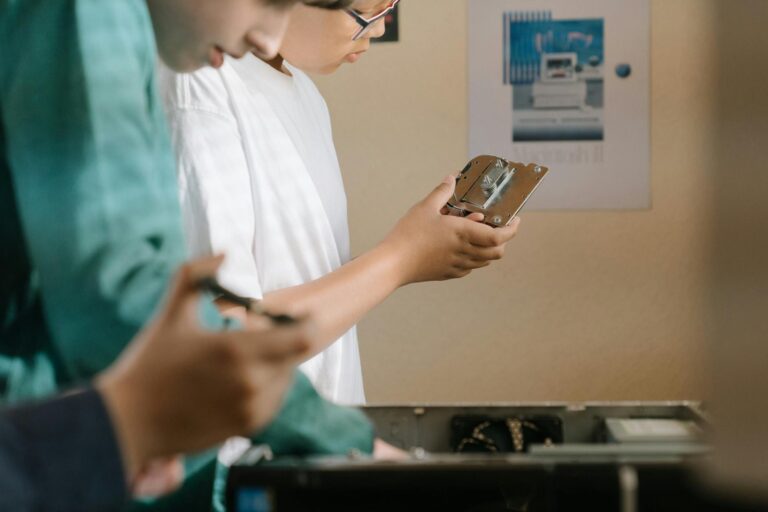What Buyers Should Know About Base Set Computer Search Cards Since 2018 - Featured image