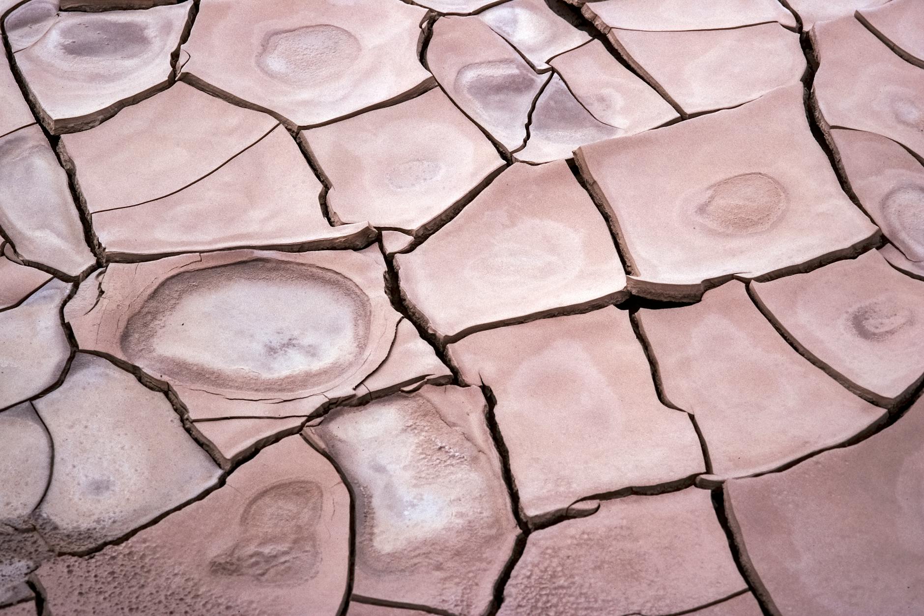 Why Extreme Scarcity in Base Set Trumps Generational Age