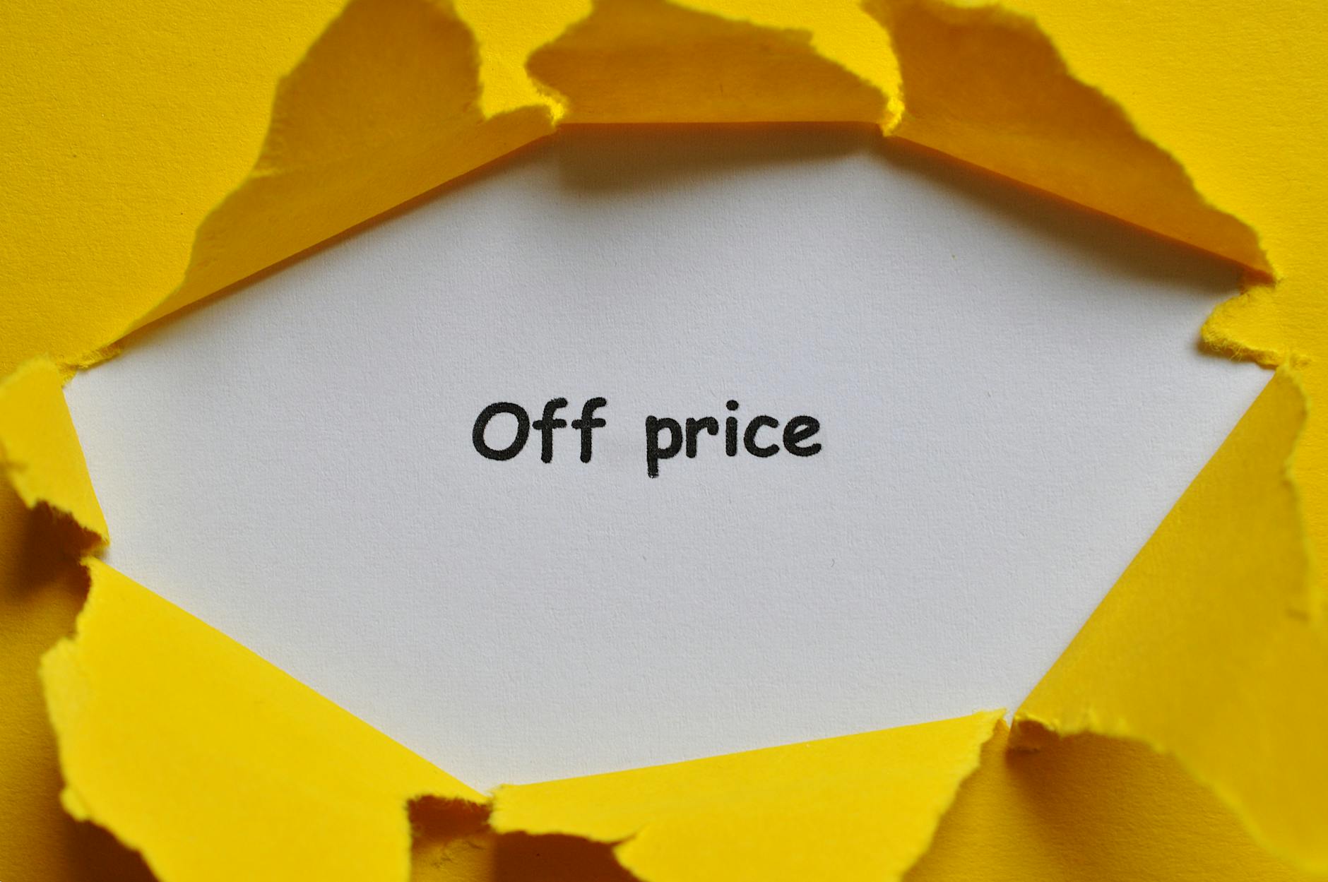 Why Zapdos Base Set Prices Are Getting More Attention - Featured image
